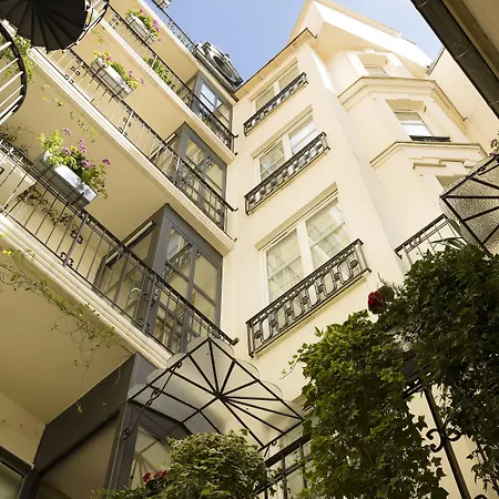 Arioso Hotel 4*